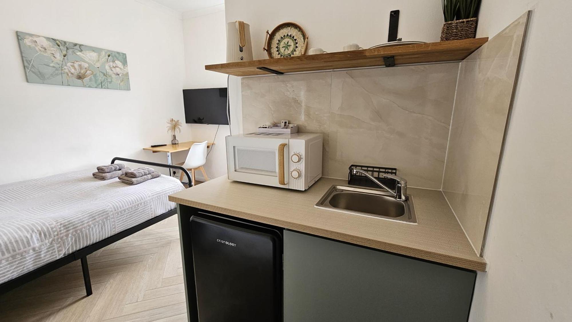 Newly Renovated Studios & Ensuite Rooms! - Camberwell Лондон Екстериор снимка