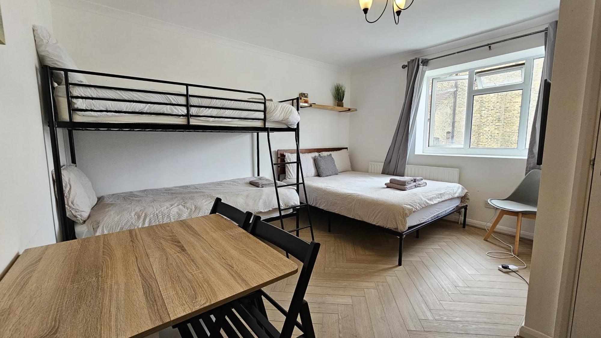 Newly Renovated Studios & Ensuite Rooms! - Camberwell Лондон Екстериор снимка