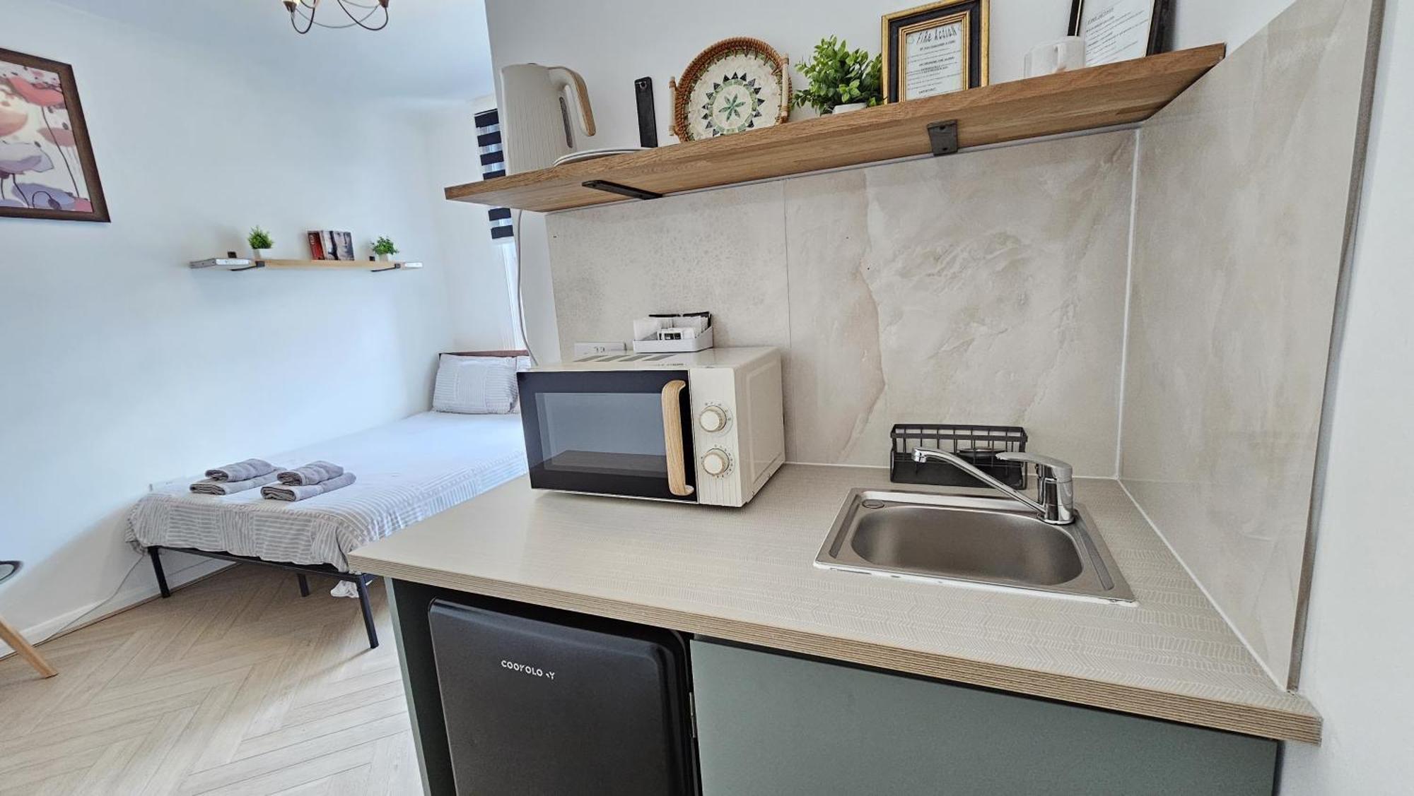 Newly Renovated Studios & Ensuite Rooms! - Camberwell Лондон Екстериор снимка
